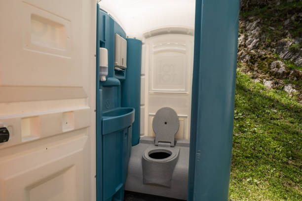 Best Local porta potty services  in Belle Plaine, IA